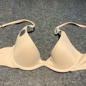 34AA bra from PINK Victoria’s Secret